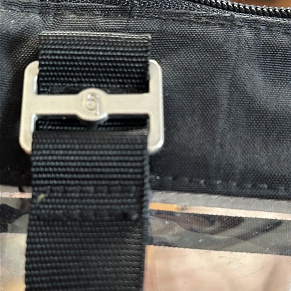 baggallini CLEAR CROSSBODY BAG water resistant NWT - Picture 14 of 14